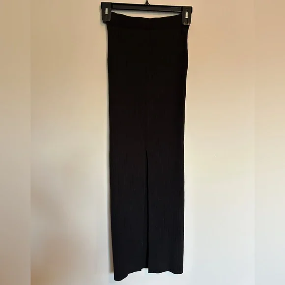 NEW &OR knit skirt - Picture 6 of 15